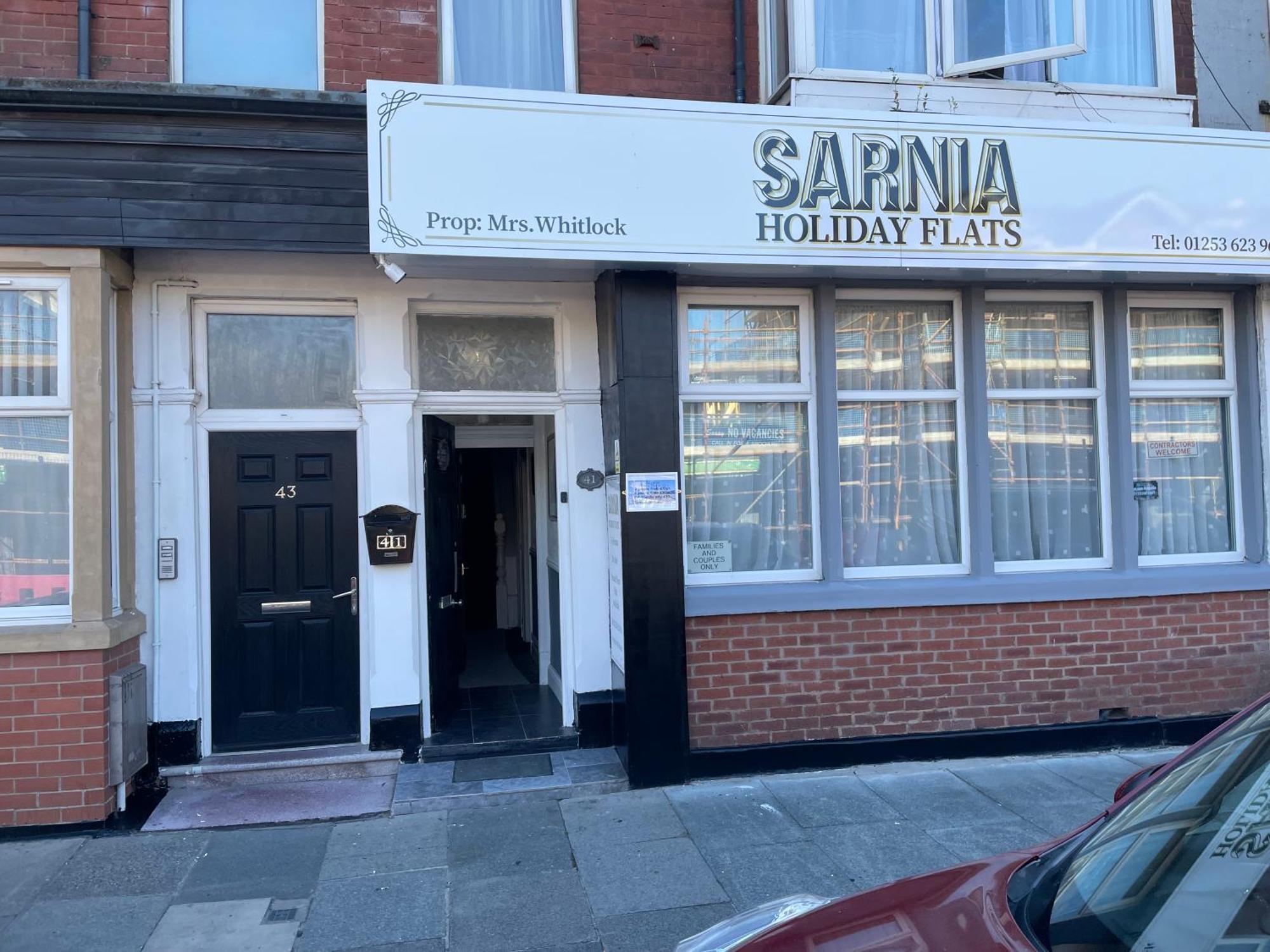 Sarnia Holiday Flats Blackpool Bagian luar foto